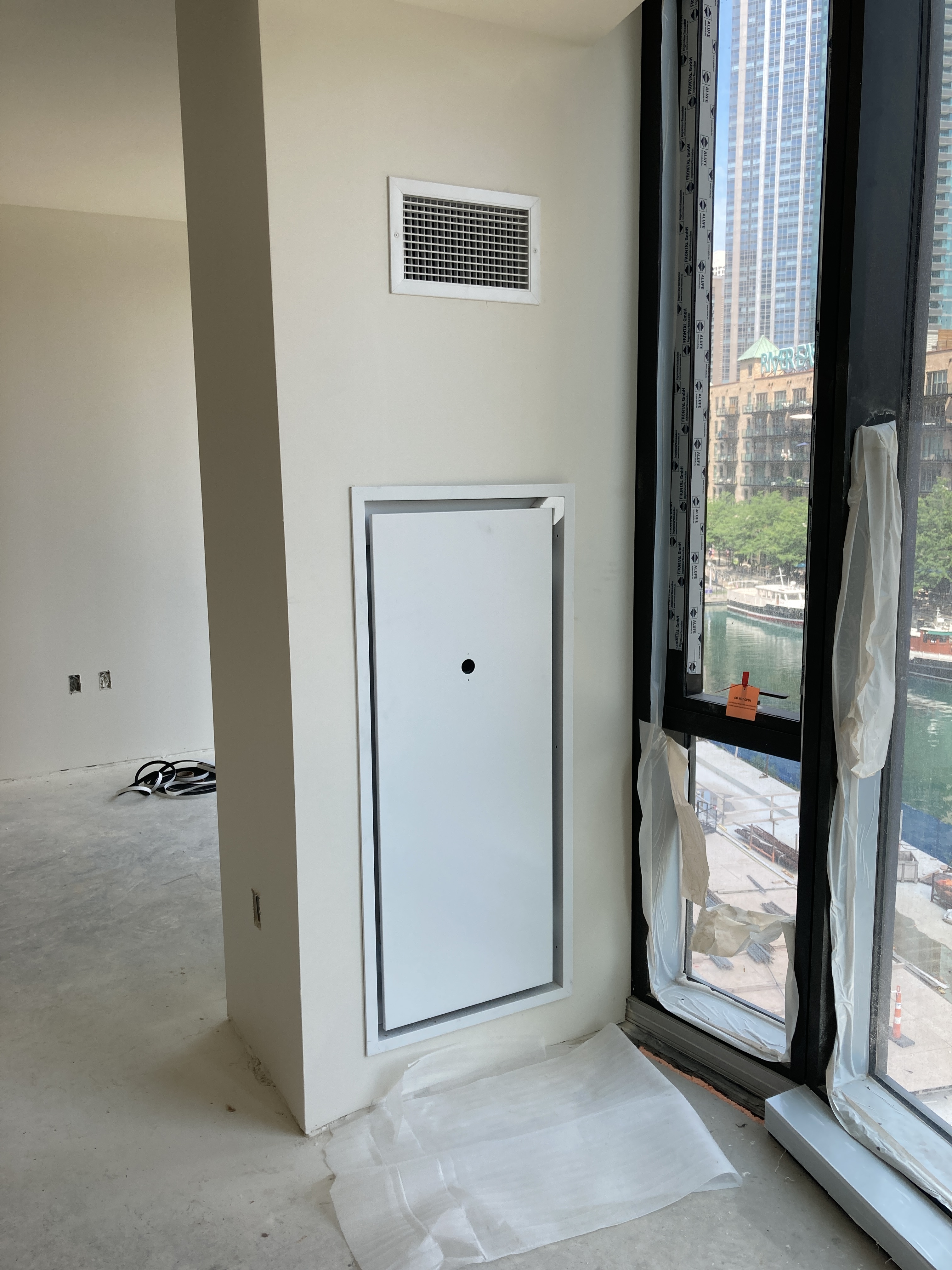 400 Lake Shore Drive - Tier 1 Ventilation System - Project Image